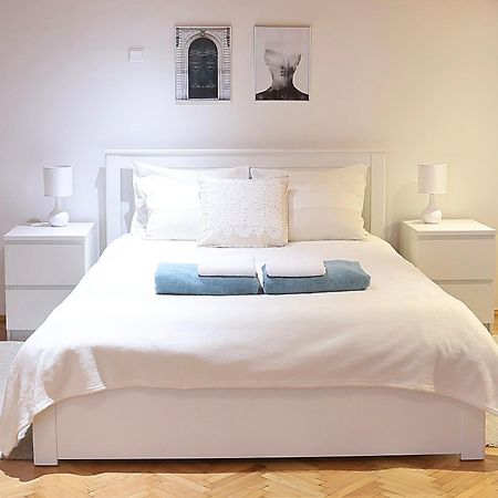 Christie'S Downtown Apartment Budapeşte Dış mekan fotoğraf